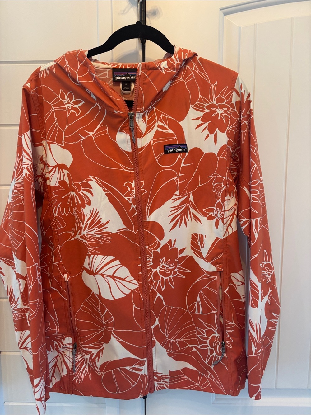 Patagonia Women's Rust and White Floral Hooded Jacket